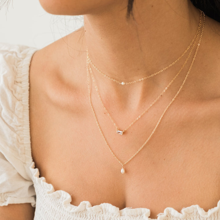 Dainty Baguette Necklace